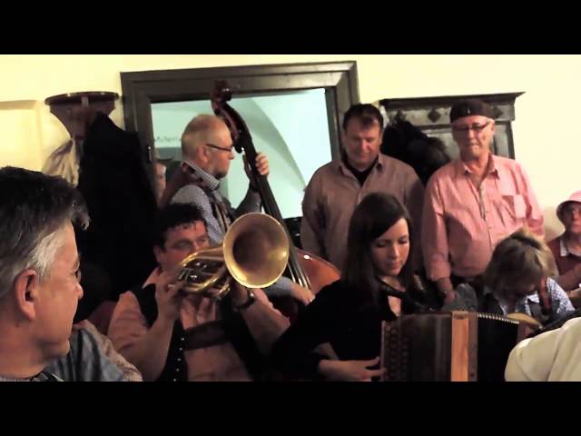 Video thumbnail for Musikantenstammtisch Perwang (Kirchenwirt 14.02 2015)