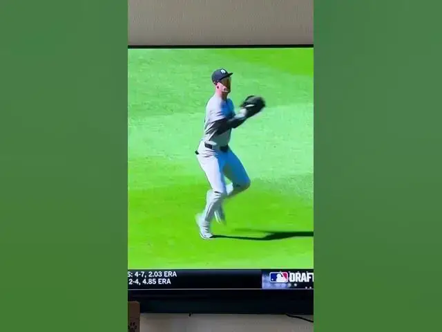 'Video thumbnail for This was a great play on July 6th!!! #yankees #codybellinger with a #phenomenal #play #viralshort'