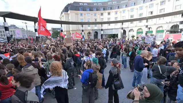 Video thumbnail for Belgium: Thousands of students protest higher education reforms in Brussels.