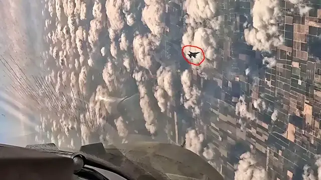 Video thumbnail for F-16 Launch & Air Encounter With M61 Vulcan Gatling Gun