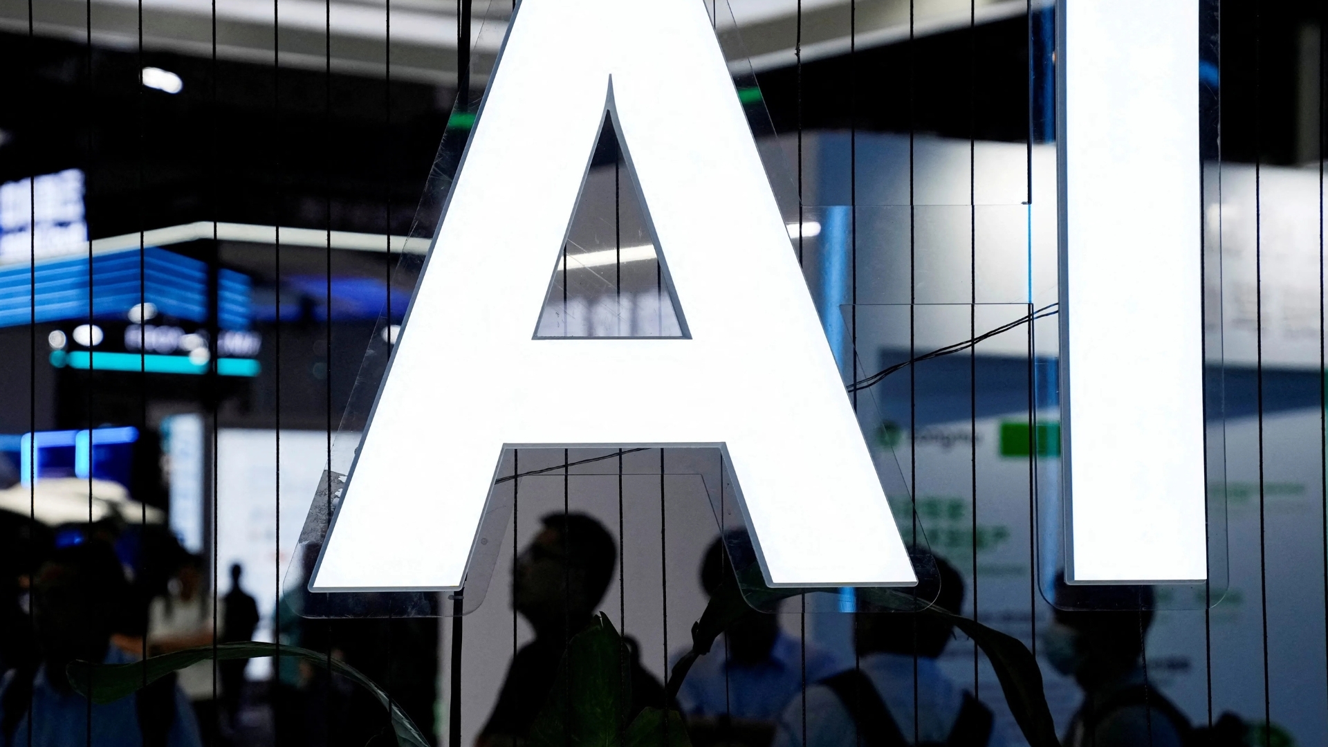 Video thumbnail for AI backlash in Britain: Artist hosts funeral for artificial intelligence