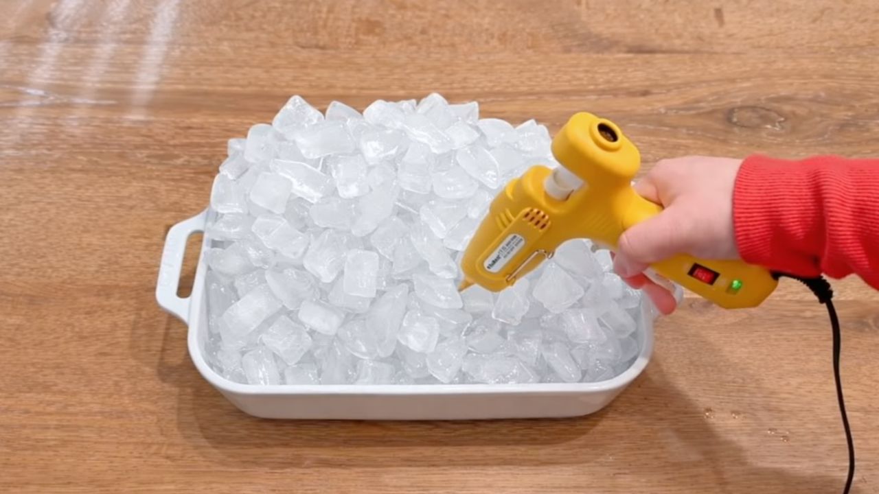 Video thumbnail for Squeeze glue into a pan of ice cubes - this lighting idea is BRILLIANT!