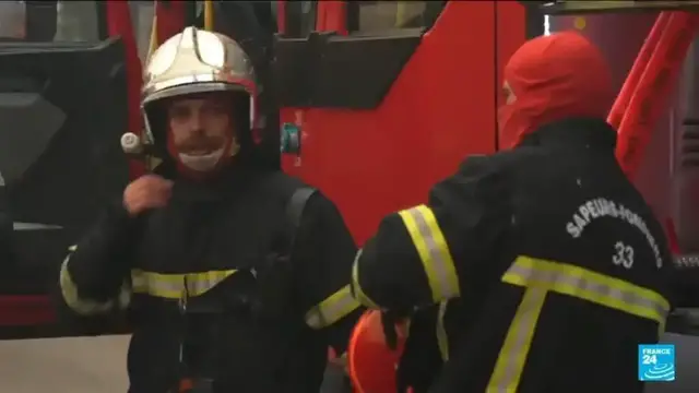 Video thumbnail for France : Firefighters face fatigue after days of relentless fighting