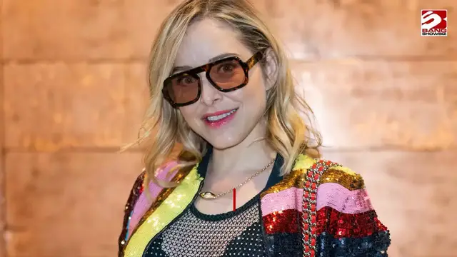 Video thumbnail for Jenny Mollen admits to being severely depressed following her split from Jason Biggs
