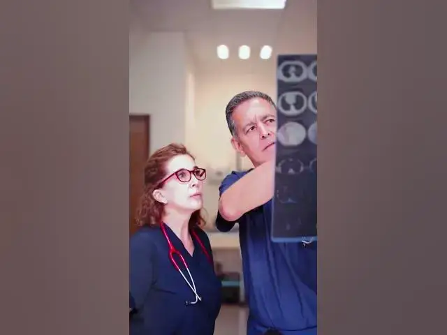 'Video thumbnail for CÓMO DETECTAR Y TRATAR LOS FIBROMAS UTERINOS'