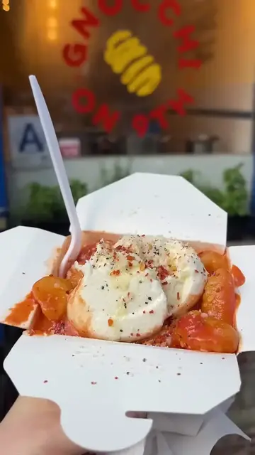 Video thumbnail for Testing Viral Foods in New York  Are they worth the hype🤔 Link to full video⬆️  viralfood  nycfood(720P HD)