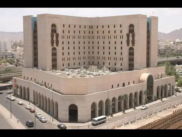 Video thumbnail for The New Madinah Hotel Review | Budget Friendly Madinah Hotel Review | Labbaik Hajj Umrah