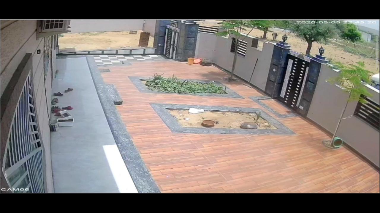Video thumbnail for India: Out-of-Control Dumper Loaded With Bricks Crashes Into House in Jhunjhunu, CCTV Captures Dramatic Moment.