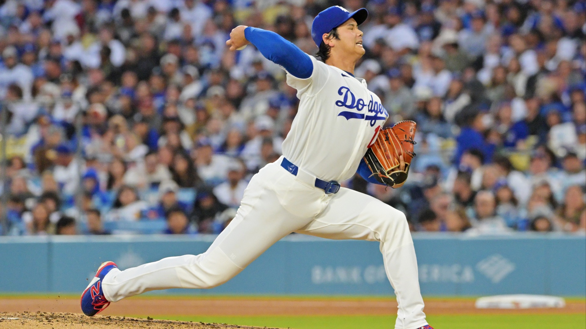 Video thumbnail for MLB Futures: Ohtani, Acuna, and Sanchez Battle for Awards
