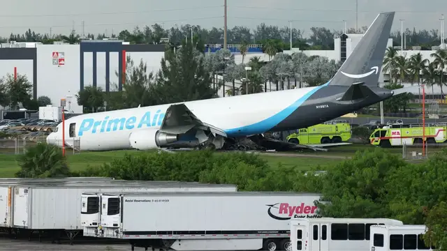 Video thumbnail for At least five killed after Amazon cargo plane crash in Miami airport