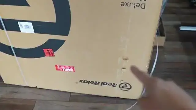 'Video thumbnail for Real Relax Favor 6 Full Body Massage Chair Unboxing, Setup and App Control'