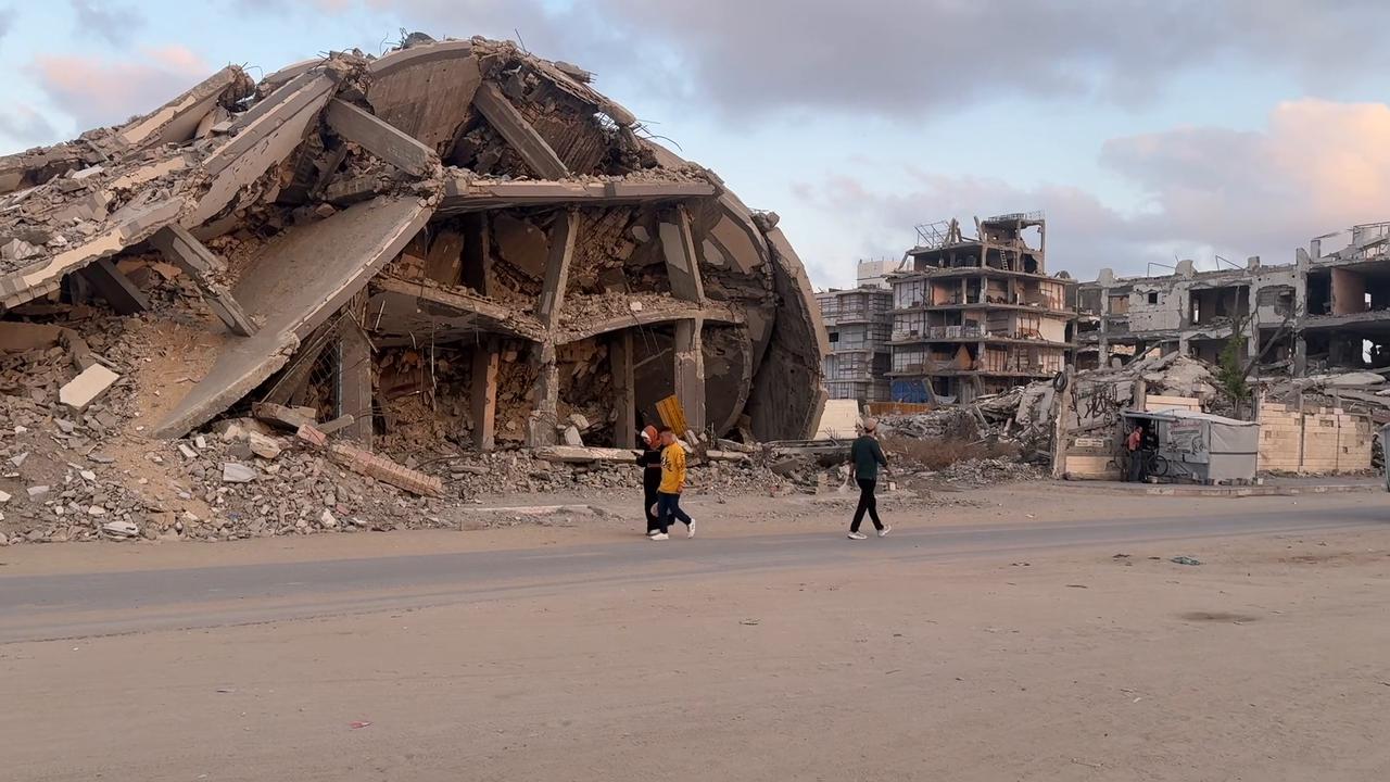 Video thumbnail for Destroyed Homes Tel Al-Hawa Gaza 24.