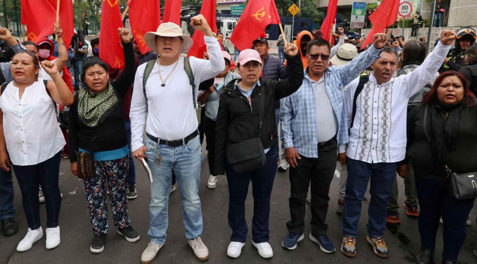 Video thumbnail for Protests overshadow Mexico City as World Cup opening nears