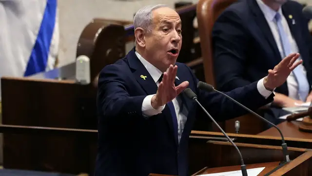 Video thumbnail for UN Security Council vote: Hamas rejects US-drafted Gaza 'peace resolution'