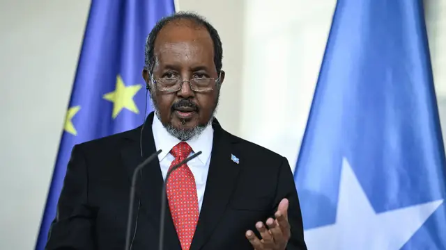Video thumbnail for Somalia's president accuses Houthis of destabilizing the region