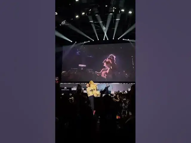 Video thumbnail for Nicolas Prattes fazendo uma entrada nada convencional no painel de Minha Vida com Shurastey