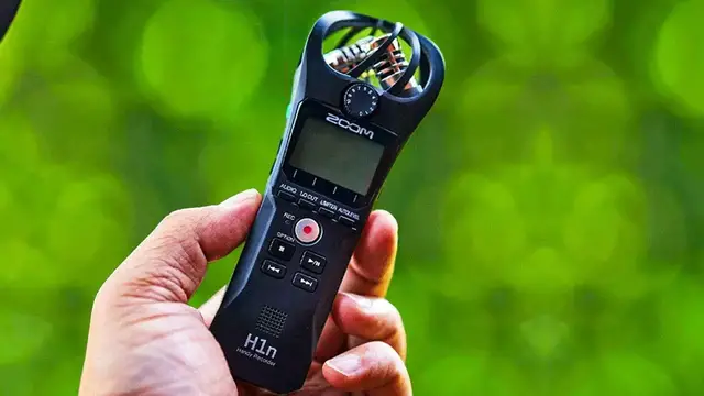 'Video thumbnail for Amazing Gadgets for Travel You need to Know!'