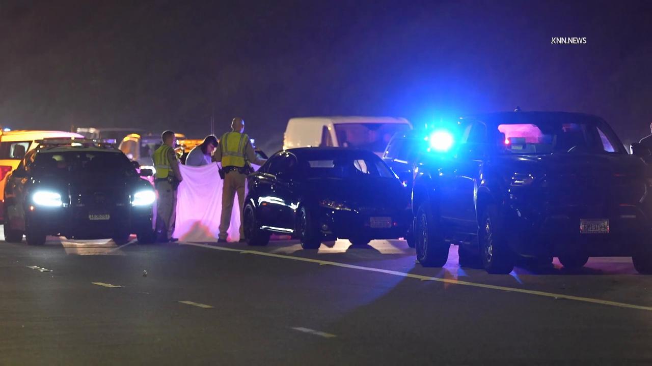 Video thumbnail for US, Los Angeles: Calabasas Fatal Collision on 101 Freeway Under Investigation.