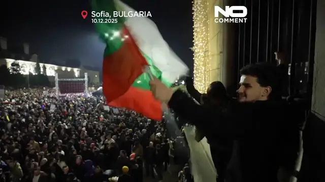 Video thumbnail for Tens of thousands of protesters rally against Bulgaria’s ruling coalition