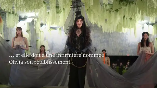 Video thumbnail for Octavia, la confidente que Madonna emmène partout.