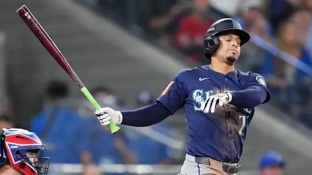 'Video thumbnail for Leo Rivas 2025 MLB Highlights!'