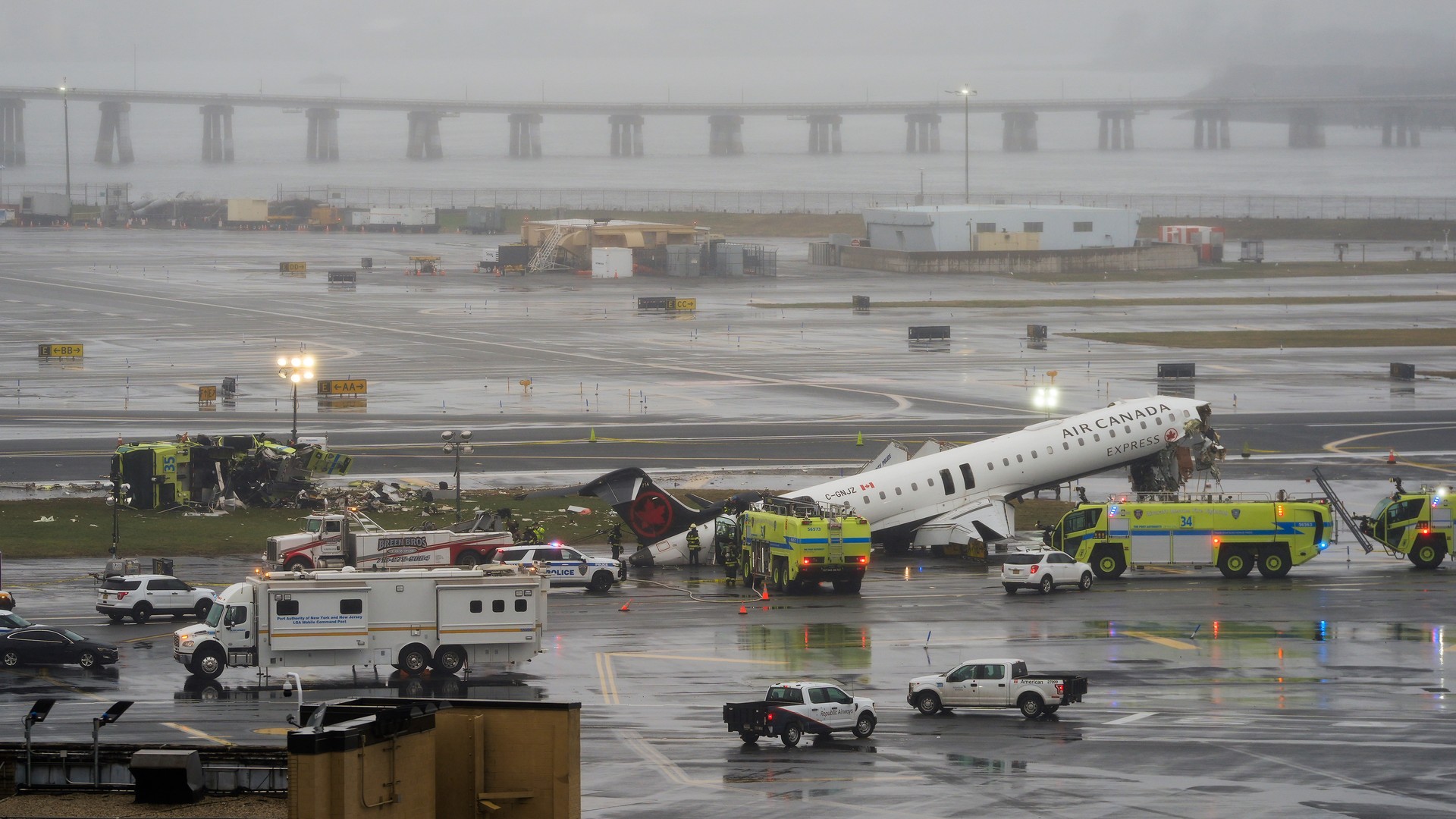 Video thumbnail for ‘Many, many things went wrong’ before LaGuardia crash, NTSB head says