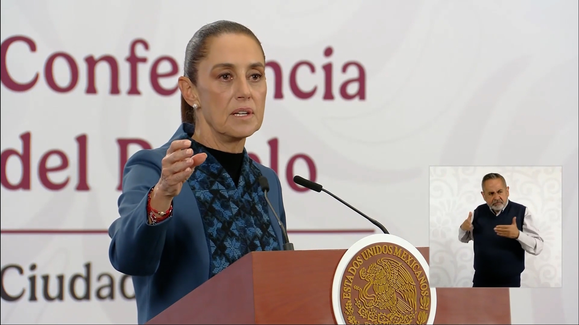 Video thumbnail for Mexican president announces search for two Cuba-bound aid vessels