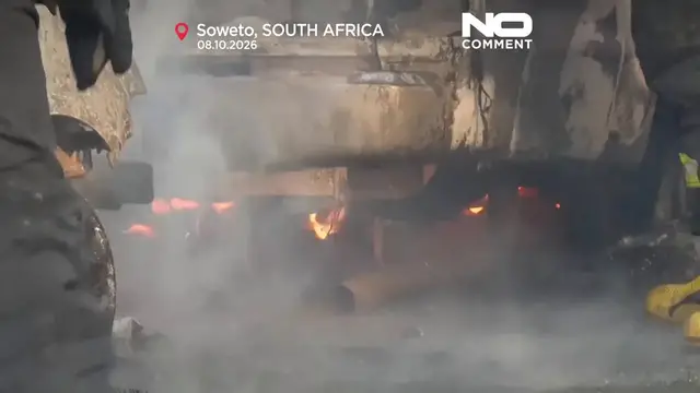 Video thumbnail for Cars burned and shops looted as anti-immigration protests rock South Africa