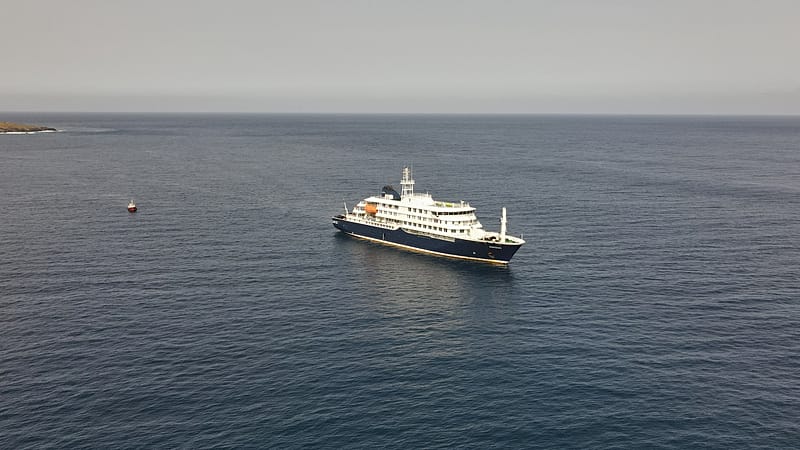 Video thumbnail for Hantavirus-hit cruise ship leaves Cape Verde for Canary Islands