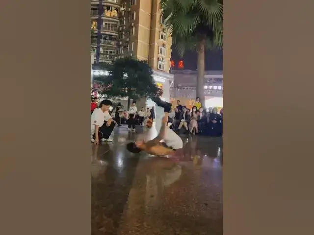 Video thumbnail for Let's Break It Down: Easy Breakdance Moves For Beginners