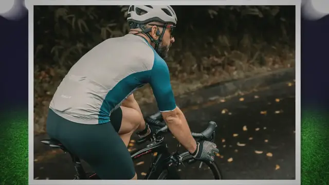 Video thumbnail for Is it Illegal to Bike at Night in Florida?