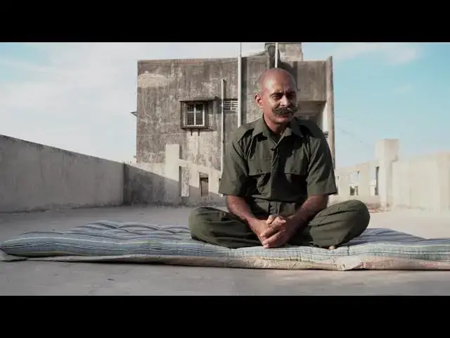 Video thumbnail for Jitendra Singh Gurjar, Security Guard who writes letters to Indian martyrs' families.