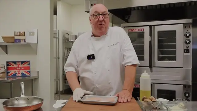 Video thumbnail for Pan Seared Chicken with a Whisky Wild Mushroom Cream Sauce(720P HD)