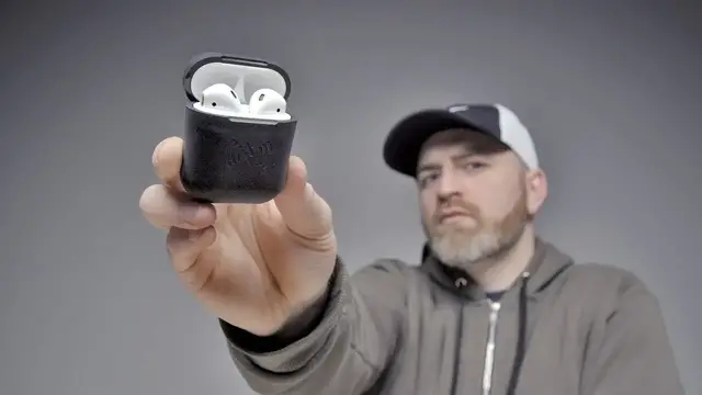 Video thumbnail for Apple Airpods Buyers Need To See This!