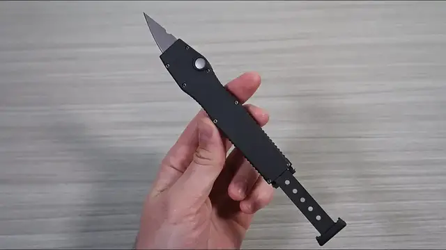 'Video thumbnail for 5 Next Level Knives That Make Me Happy'