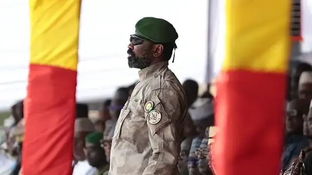 Video thumbnail for Mali jails government critic for 'discrediting state'