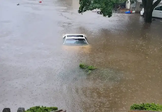 Video thumbnail for Fairfield offers recovery help as residents continue cleaning up flood damage