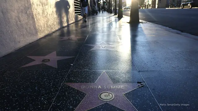'Video thumbnail for No love for LA? Tourism drops, impacting the local economy'