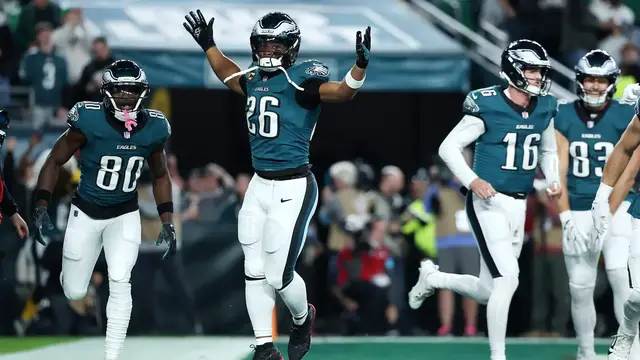 Video thumbnail for Why the Eagles Should Trade Saquon Barkley and Rebuild
