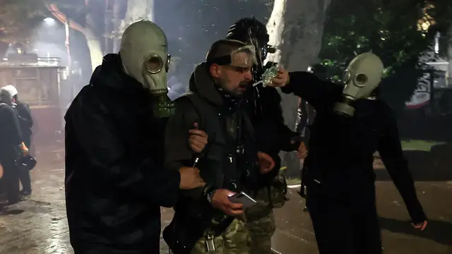 'Video thumbnail for Georgia protesters try to storm presidential palace in Tbilisi'