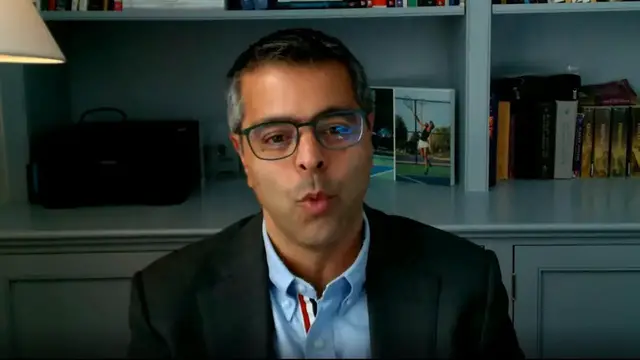 Video thumbnail for Doctors Are Getting 2nd Opinions… From AI