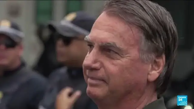 Video thumbnail for Brazil Congress passes bill to cut Bolsonaro prison term