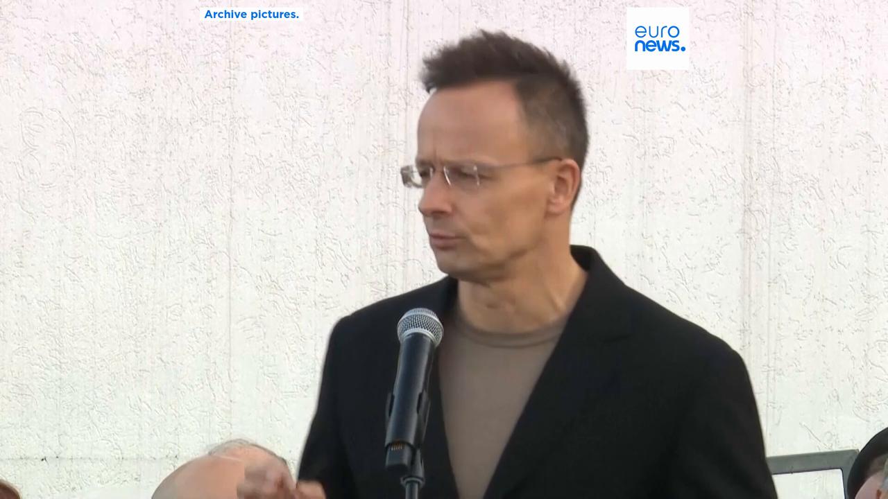 Video thumbnail for Hungarian foreign minister admits calling Russia's Lavrov during key EU meetings