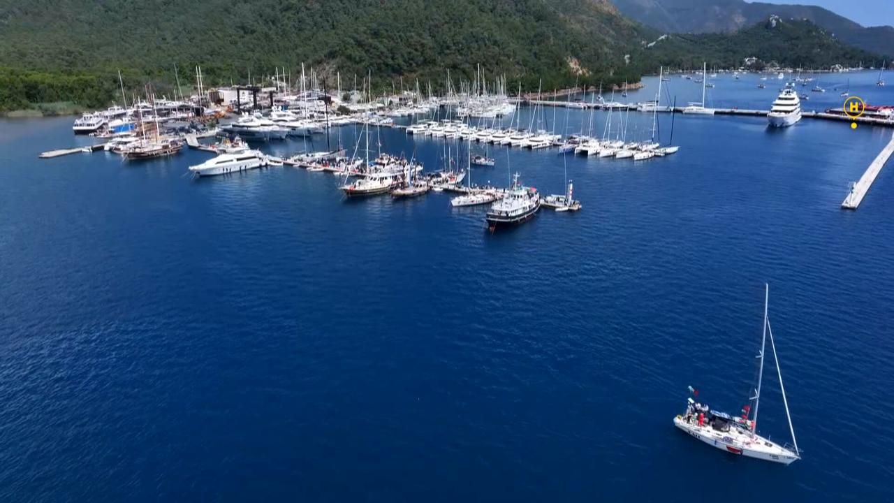 Video thumbnail for Türkiye: Global Sumud Flotilla sets sail from Türkiye for Gaza following maintenance stop (1).