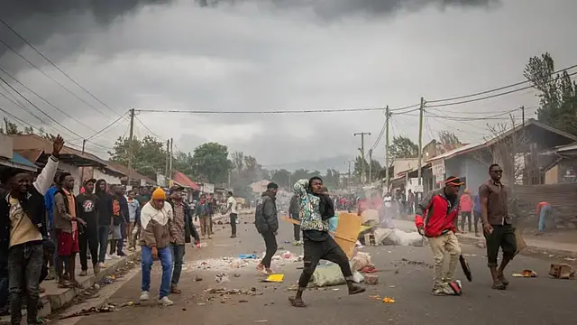 Video thumbnail for Police deployed to major cities in Tanzania ahead of planned protests