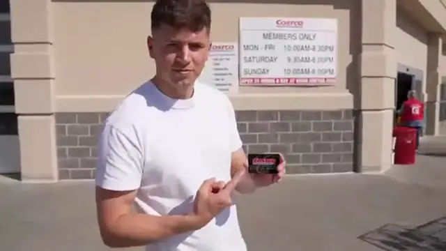 Video thumbnail for I Ate The World's Best Pizza - Nick DiGiovanni (360p)