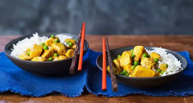 Video thumbnail for Chinese chicken curry