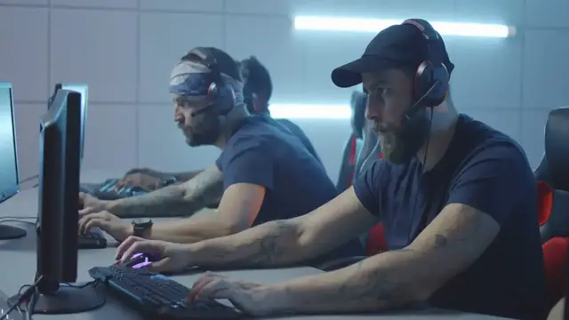 Video thumbnail for  Most Popular Multiplayer Games Globally