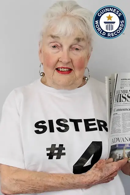 Video thumbnail for Meet the six oldest living siblings with a combined age of 572 years