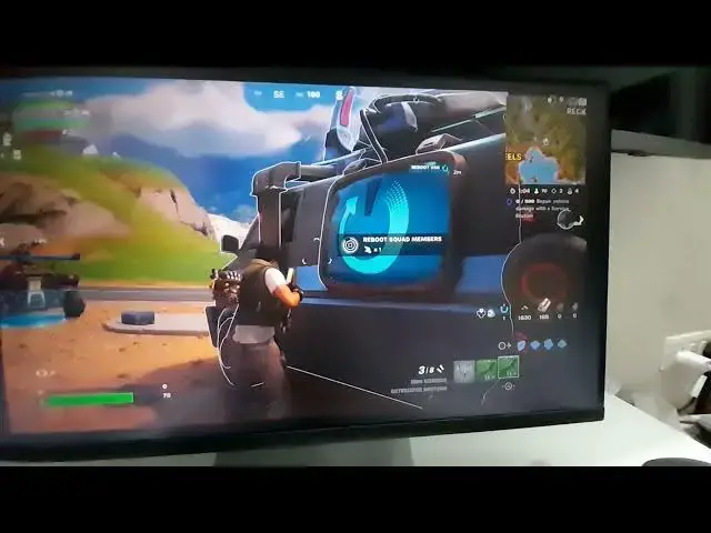 Video thumbnail for play with my pro friend in fortnite